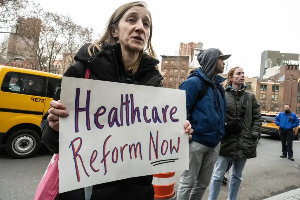 NEW YORK, NEW YORK - DECEMBER 19: Pro-Luigi demonstrators gather outside the federal court house where Luigi Mangione, suspect in the killing of UnitedHealthcare CEO Brian Thompson in New York City, is being arraigned on December 19, 2024 in New York City. (Photo by Stephanie Keith/Getty Images)